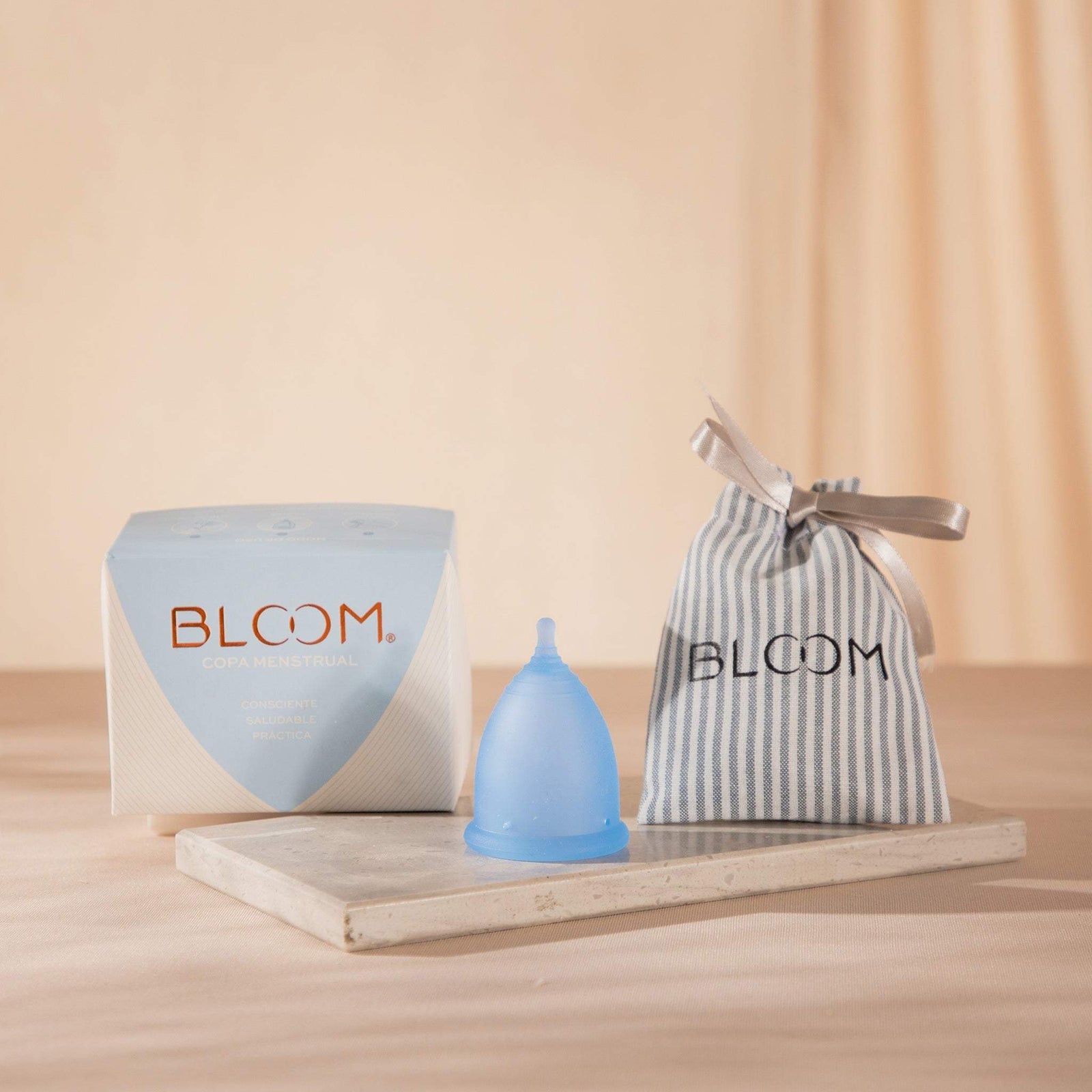 Copa Menstrual BLOOM Corta (Incluye Mentoría)-BLOOM Colombia-Copa menstrual higiene menstrual